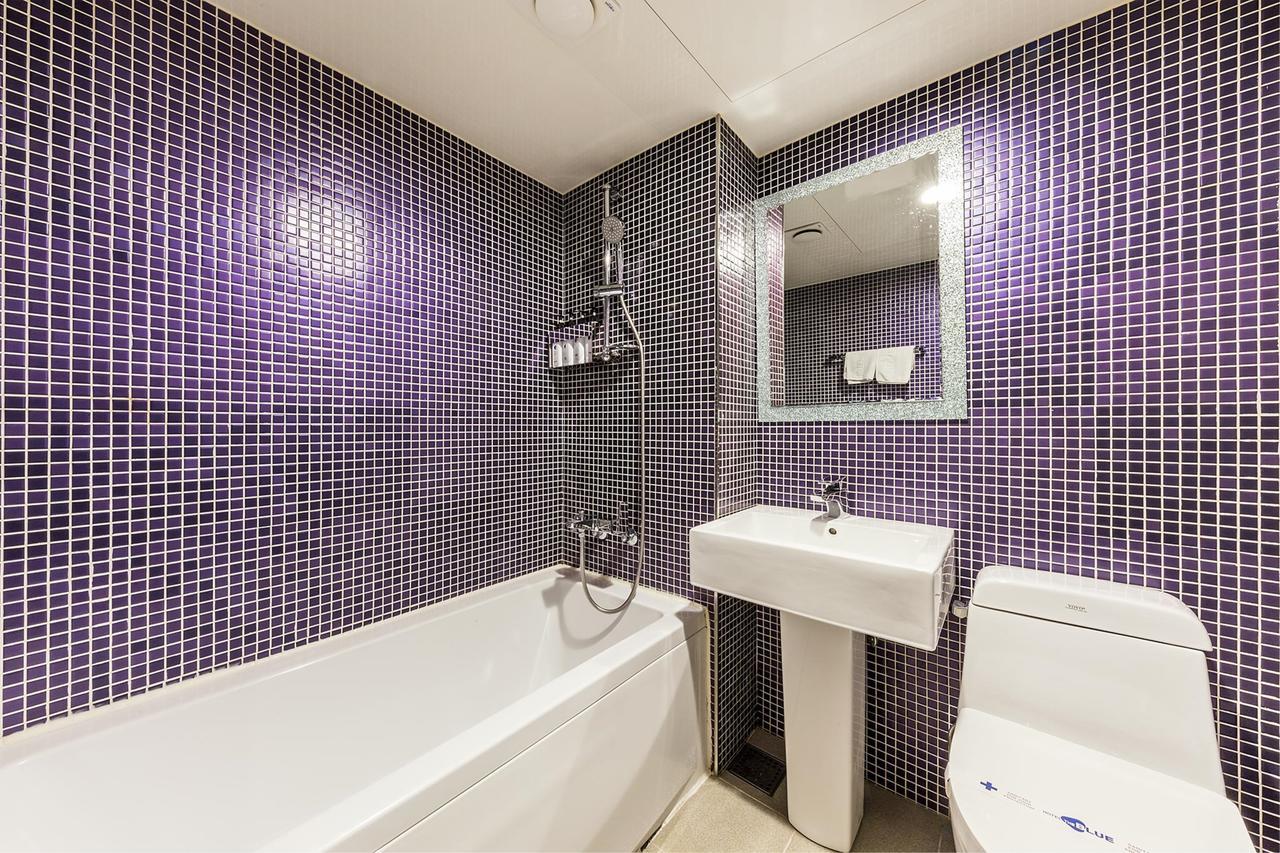 Cheonho Hotel The Blue Seoul Bagian luar foto
