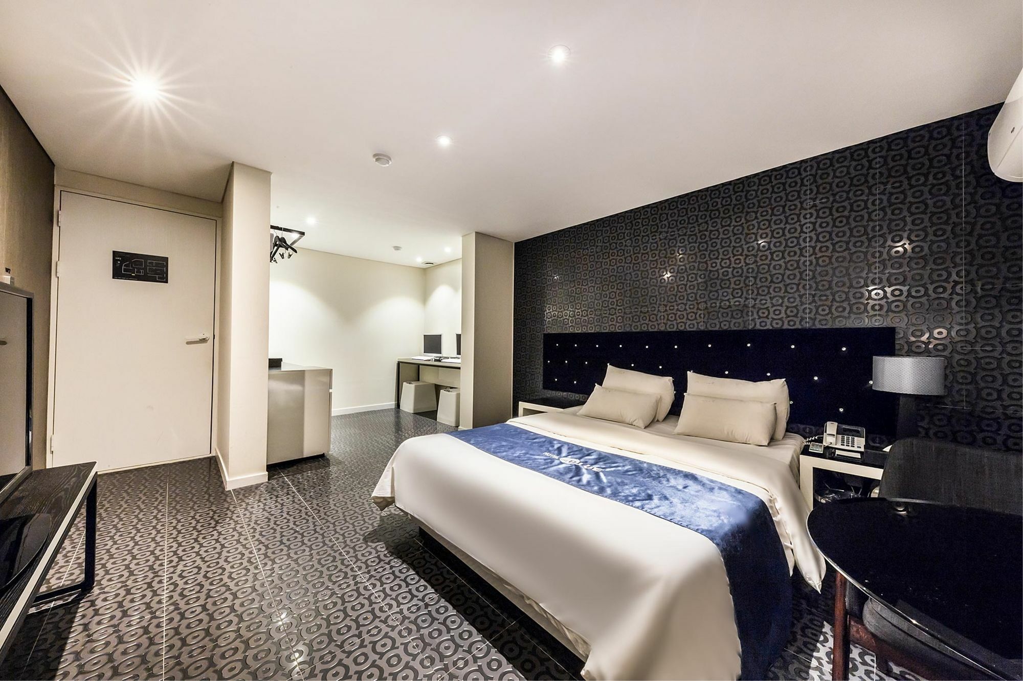 Cheonho Hotel The Blue Seoul Bagian luar foto