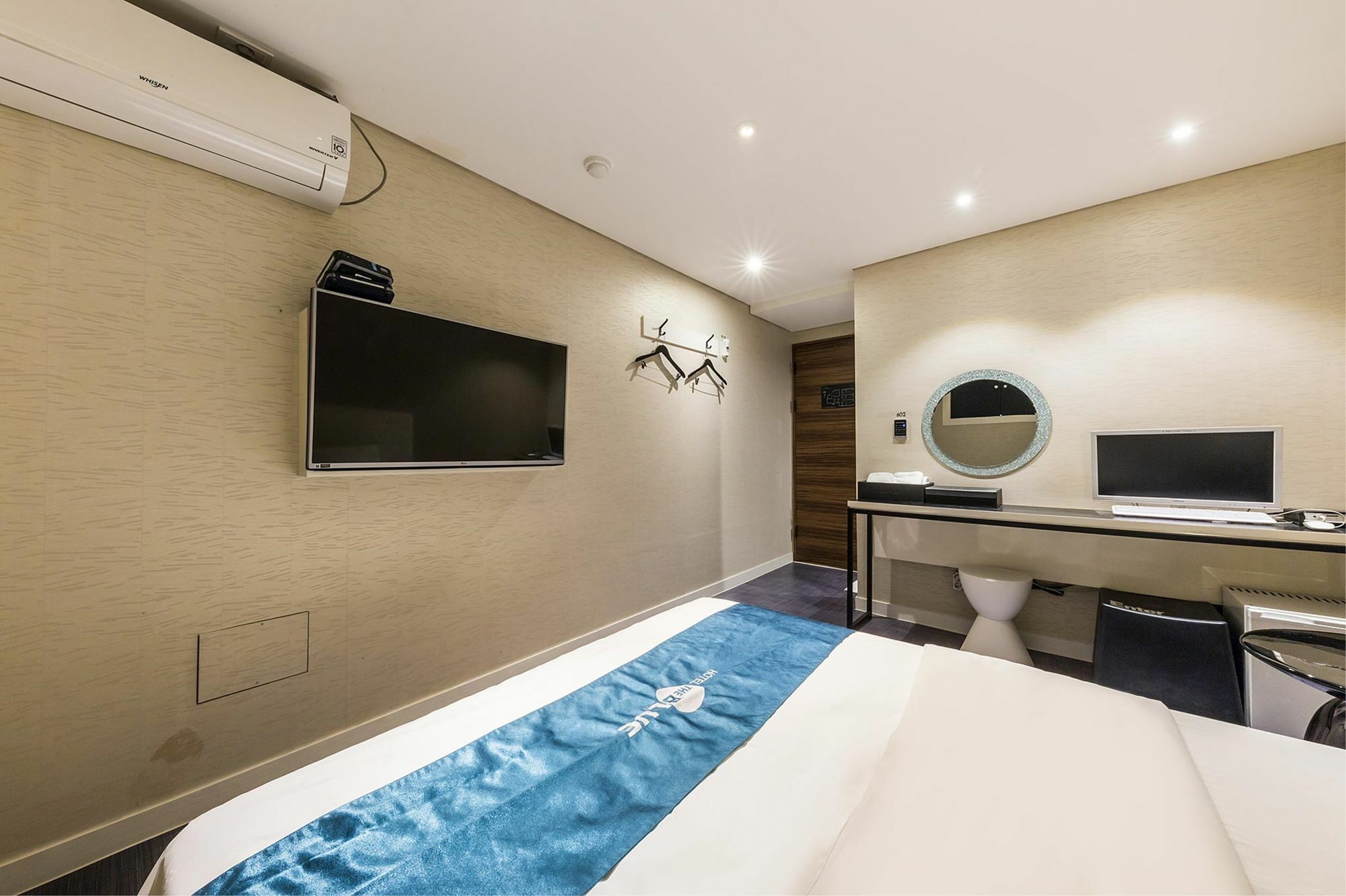 Cheonho Hotel The Blue Seoul Bagian luar foto