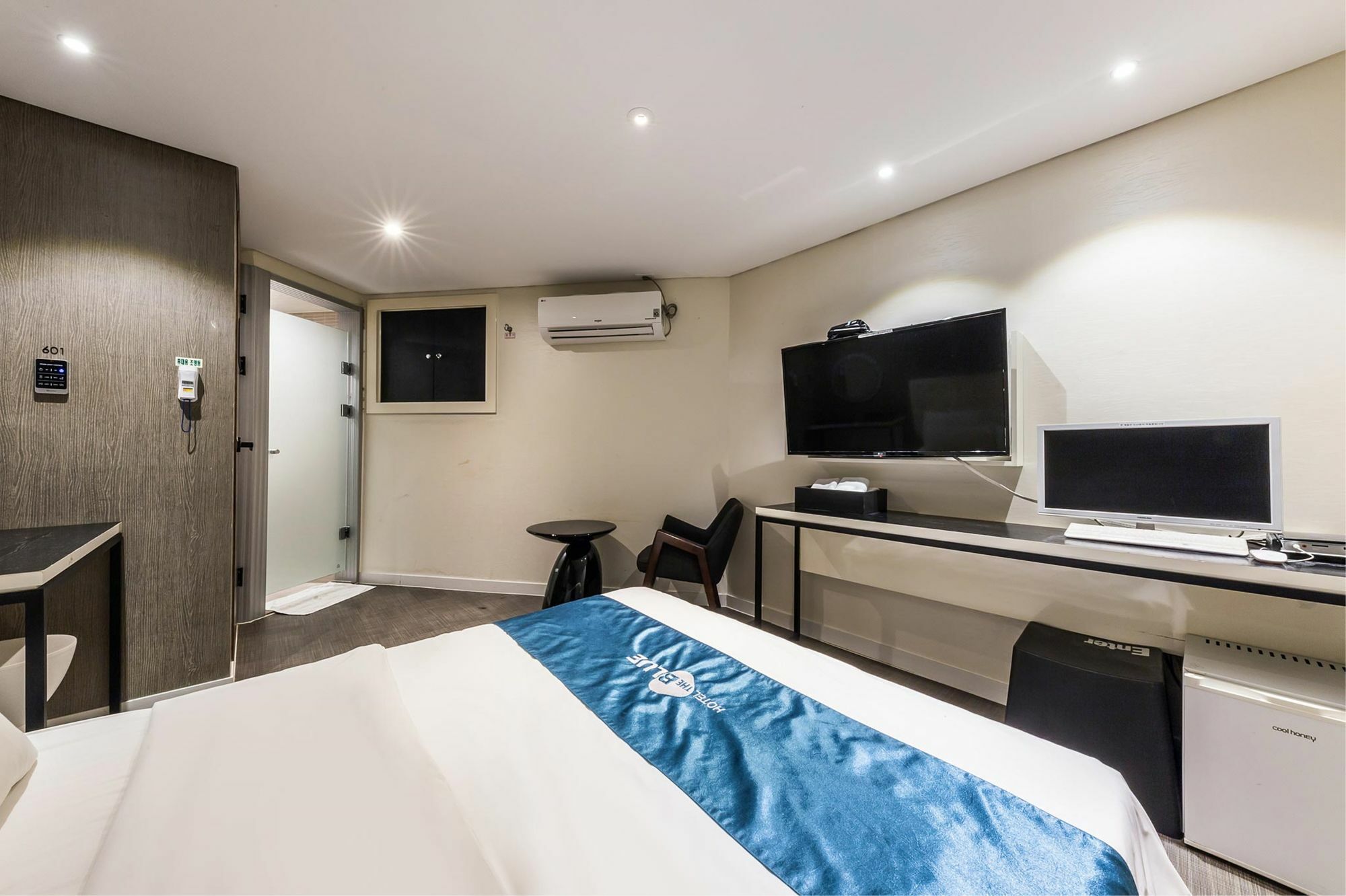 Cheonho Hotel The Blue Seoul Bagian luar foto